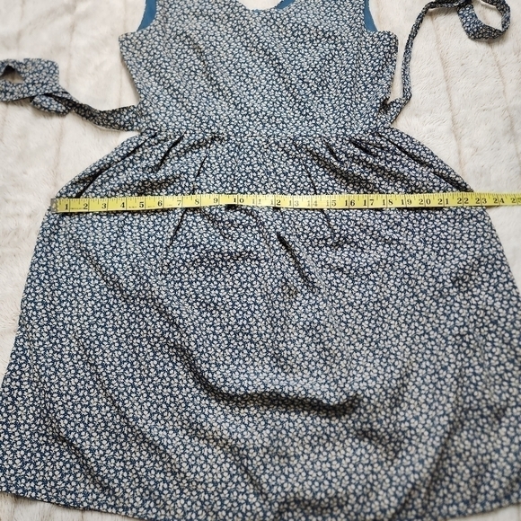 Floral Dress Sleeveless Blue, tan and cream colors Size S SM WARDROBE - Picture 15 of 16